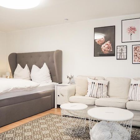 Stylische Wohnung In Ruhiger Lage, Sehr Messenah ラッツェン エクステリア 写真