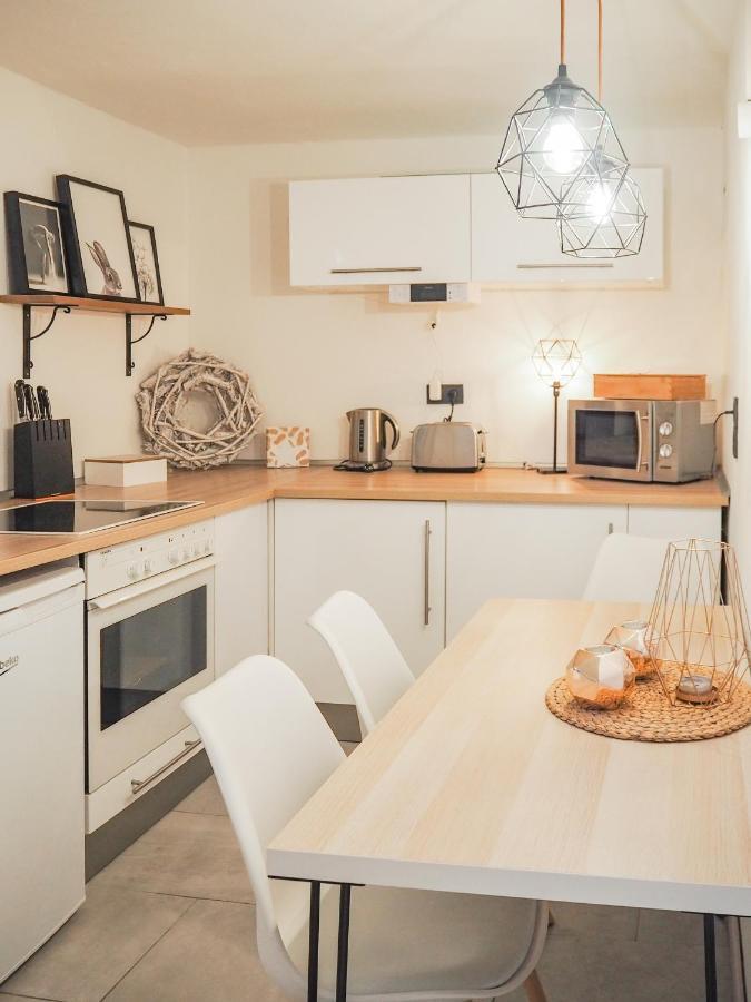 Stylische Wohnung In Ruhiger Lage, Sehr Messenah ラッツェン エクステリア 写真