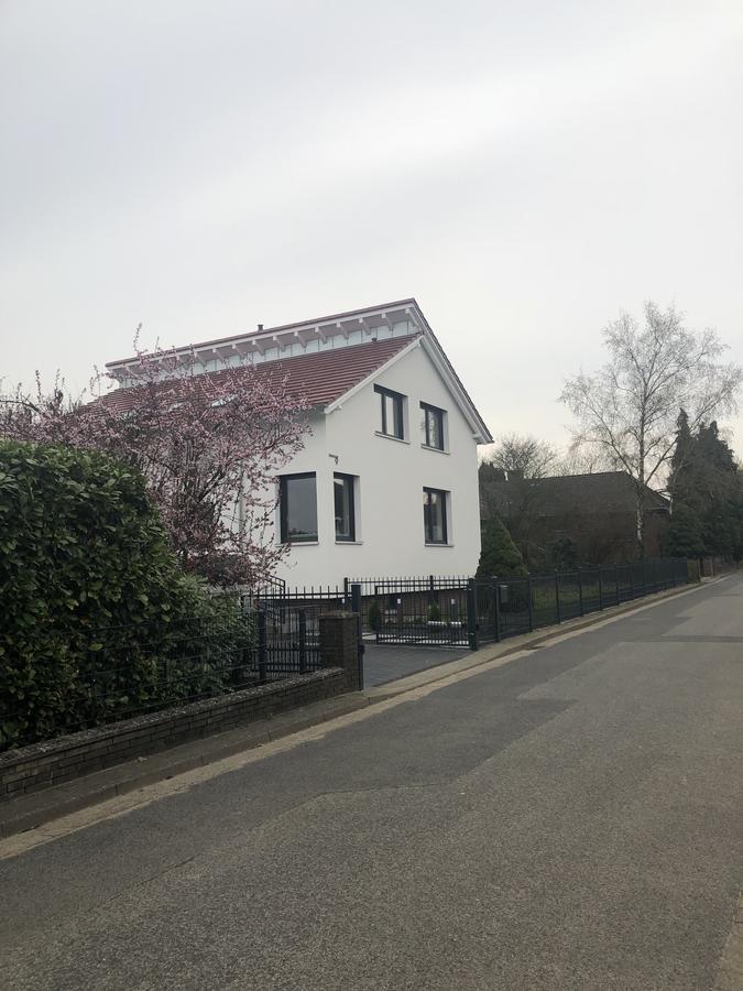 Stylische Wohnung In Ruhiger Lage, Sehr Messenah ラッツェン エクステリア 写真